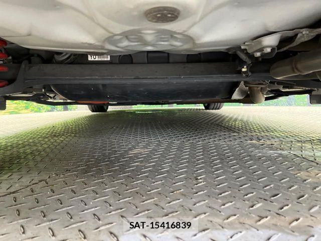 Toyota AQUA 2014-04 8523530-18