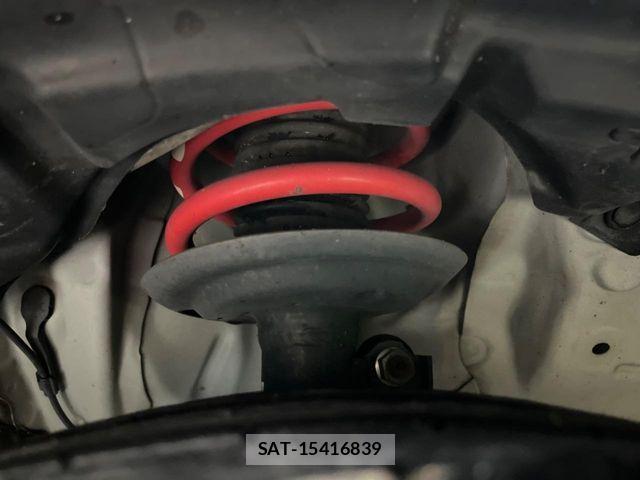 Toyota AQUA 2014-04 8523530-19