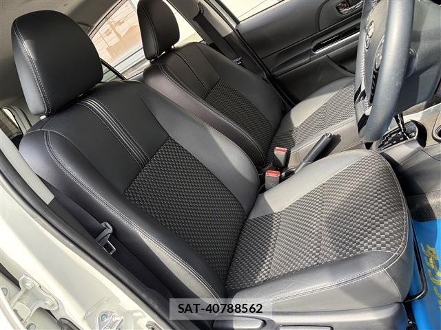 Toyota AQUA 2017-10 8523499-11