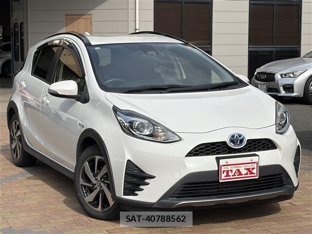 Toyota AQUA 2017-10 8523499-1