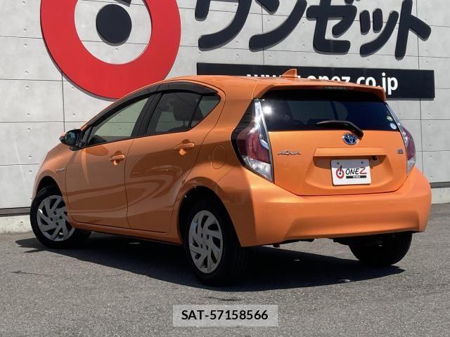 Toyota AQUA 2015-10 8523516-14