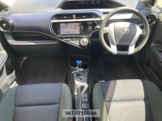 Toyota AQUA 2015-10 8523516-1
