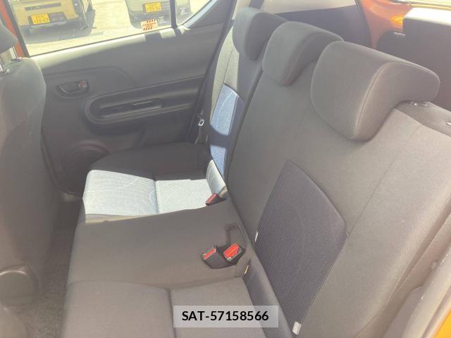 Toyota AQUA 2015-10 8523516-25