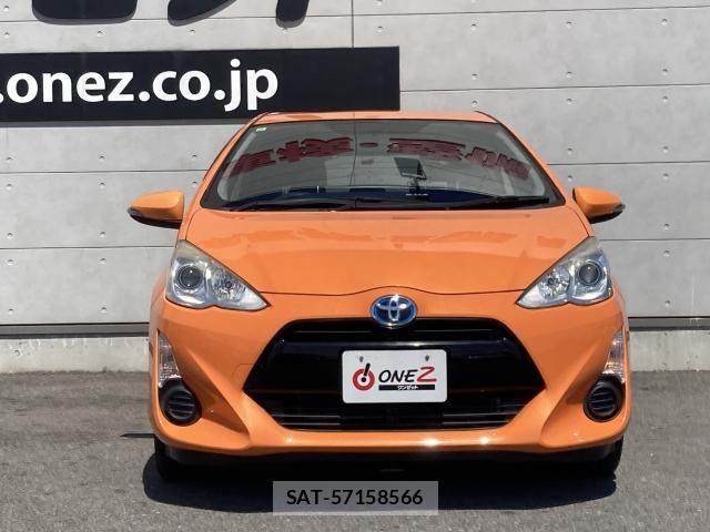 Toyota AQUA 2015-10 8523516-4
