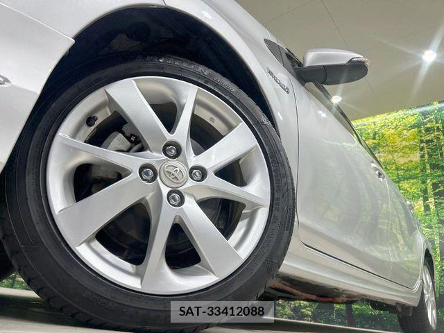 Toyota AQUA 2016-01 8523523-12