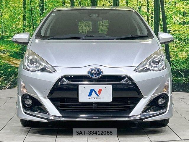 Toyota AQUA 2016-01 8523523-13