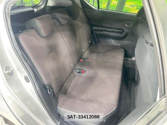 Toyota AQUA 2016-01 8523523-8