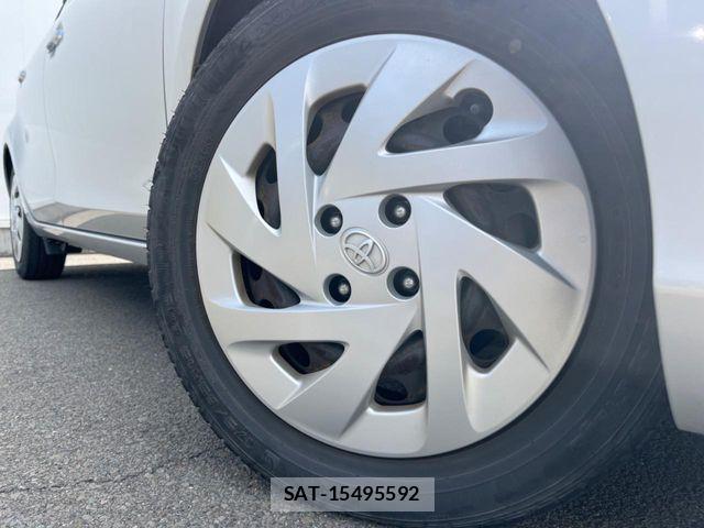 Toyota AQUA 2016-03 8523529-11