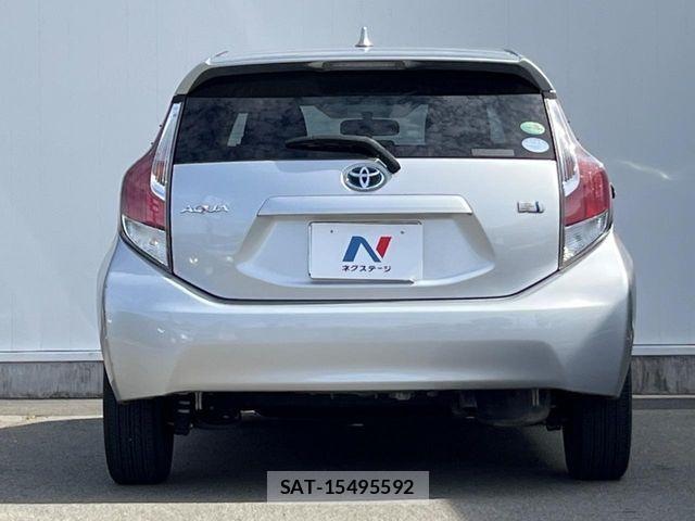 Toyota AQUA 2016-03 8523529-13