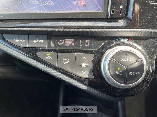 Toyota AQUA 2016-03 8523529-4