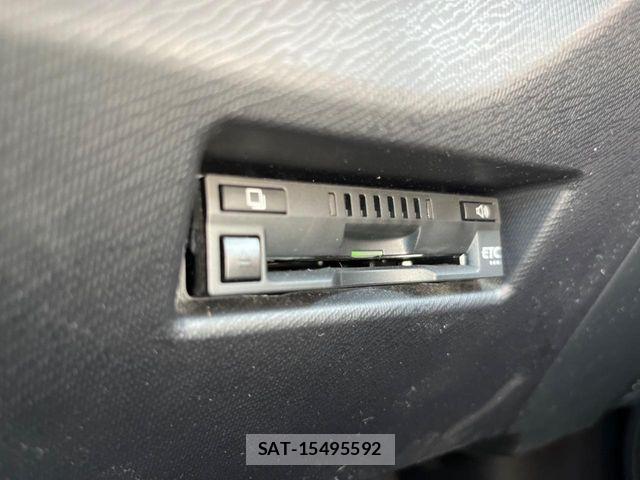 Toyota AQUA 2016-03 8523529-5