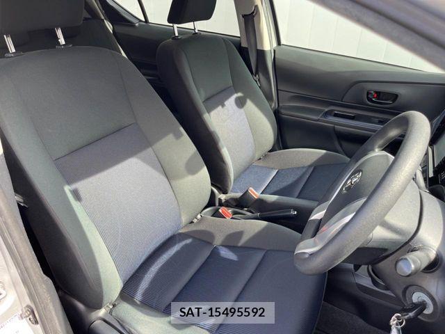Toyota AQUA 2016-03 8523529-6