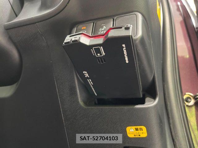 Toyota AQUA 2014-04 8523533-6