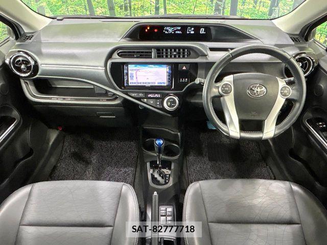 Toyota AQUA 2016-02 8523497-1