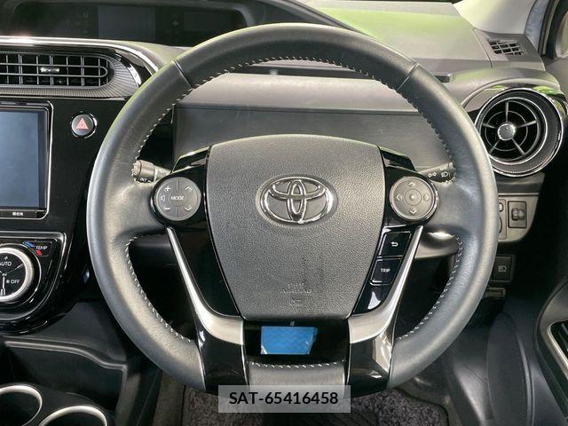 Toyota AQUA 2017-10 8523487-11