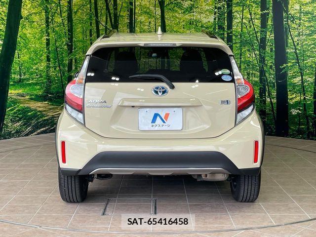 Toyota AQUA 2017-10 8523487-15