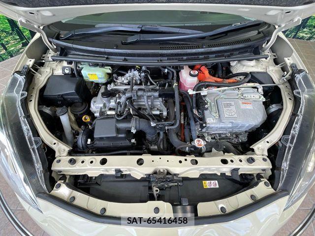 Toyota AQUA 2017-10 8523487-18
