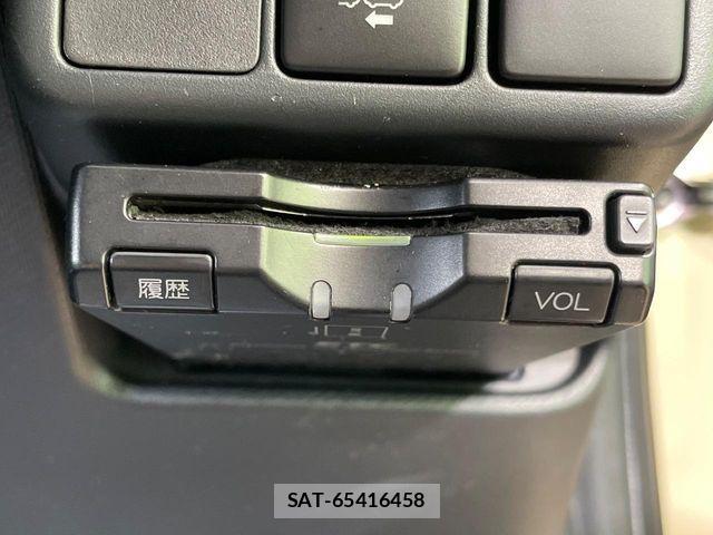 Toyota AQUA 2017-10 8523487-6