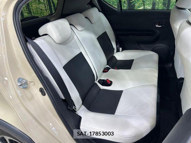 Toyota AQUA 2018-06 8528522-11