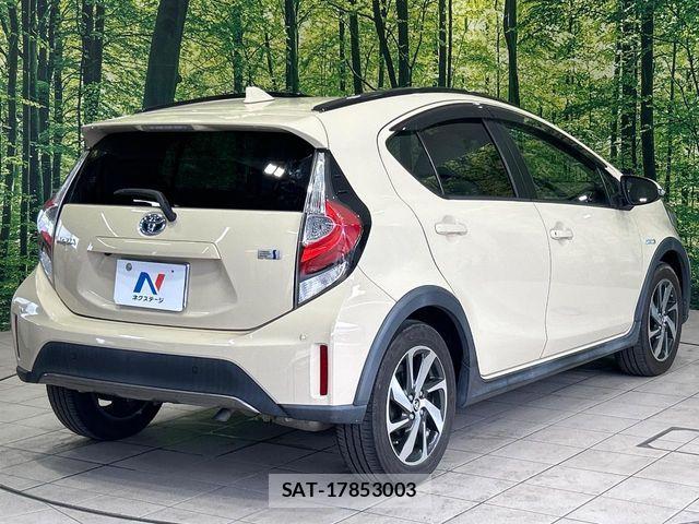 Toyota AQUA 2018-06 8528522-16