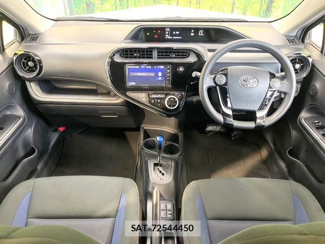 Toyota AQUA 2020-02 8523515-1