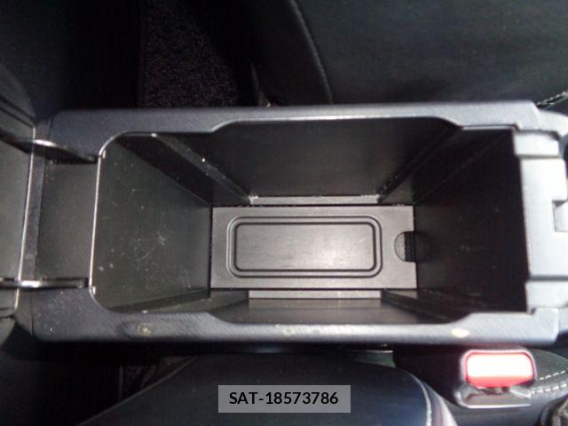 Toyota AQUA 2013-09 8523541-23