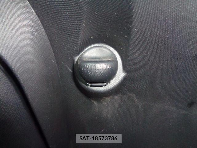 Toyota AQUA 2013-09 8523541-24