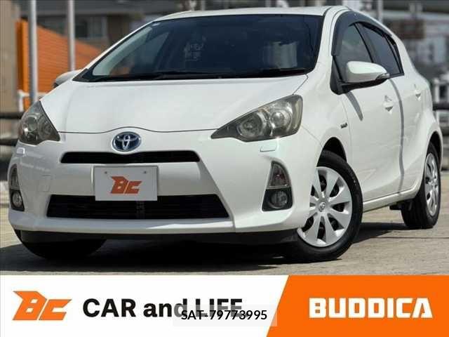 Toyota AQUA 2013-06 8523540-0