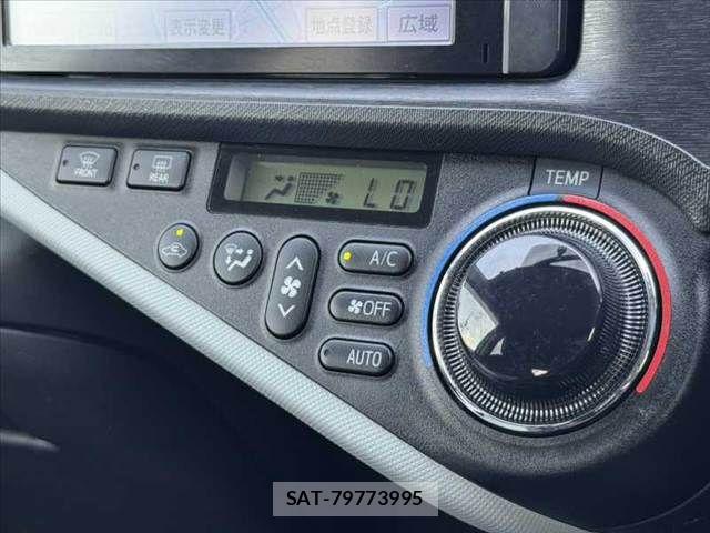 Toyota AQUA 2013-06 8523540-23