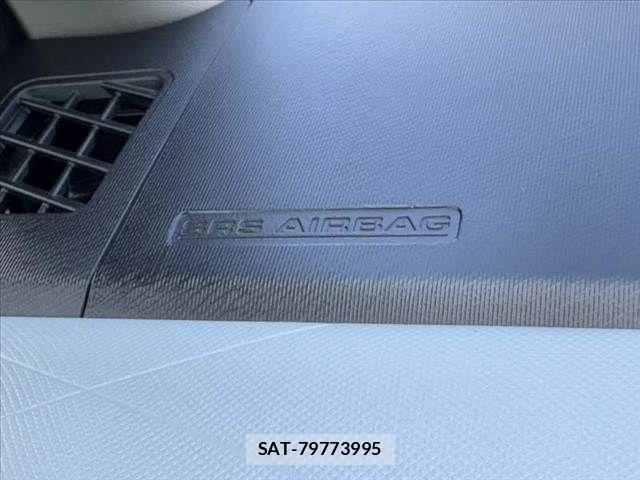 Toyota AQUA 2013-06 8523540-28