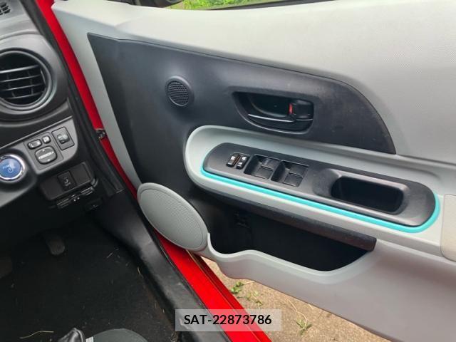 Toyota AQUA 2012-09 8523545-9