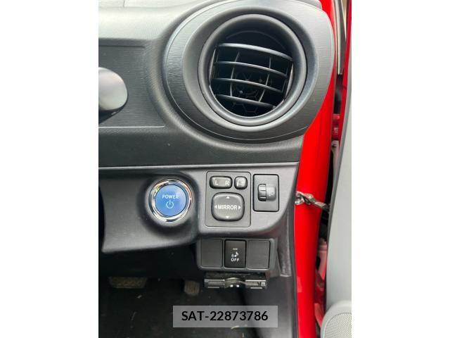Toyota AQUA 2012-09 8523545-15