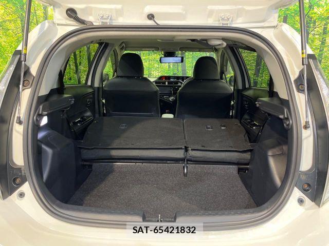 Toyota AQUA 2016-10 8523532-9