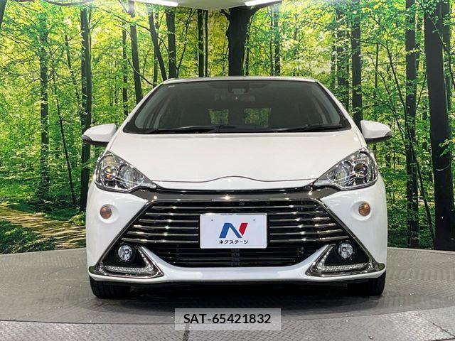 Toyota AQUA 2016-10 8523532-13