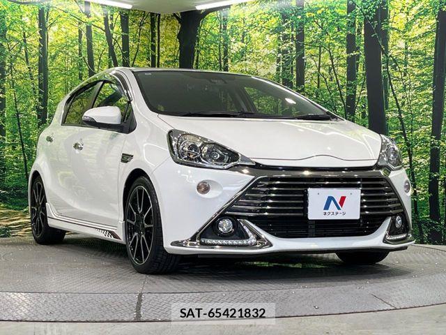 Toyota AQUA 2016-10 8523532-15