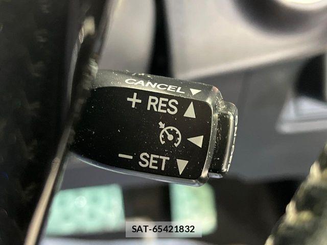 Toyota AQUA 2016-10 8523532-6
