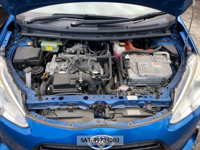 Toyota AQUA 2016-03 8523538-13
