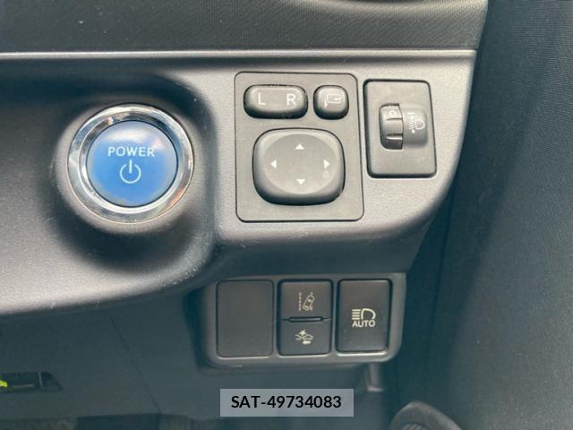 Toyota AQUA 2016-03 8523538-17