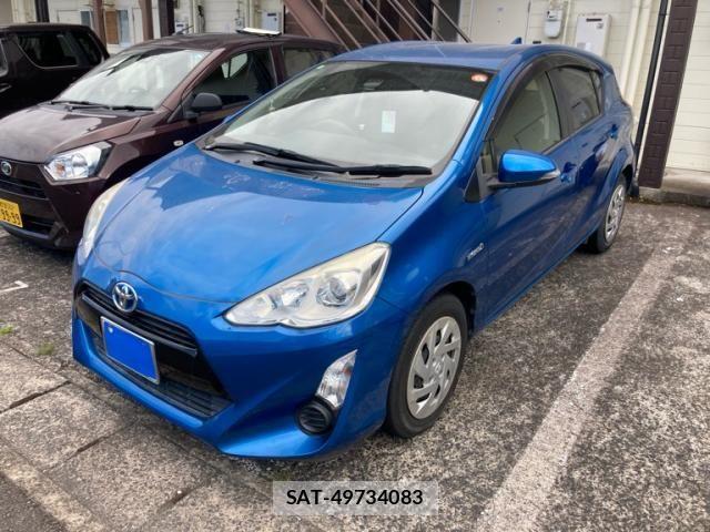 Toyota AQUA 2016-03 8523538-1