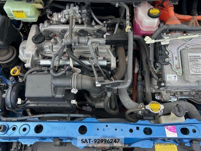 Toyota AQUA 2013-09 8523535-17
