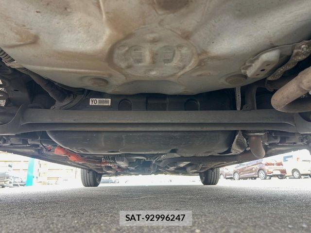 Toyota AQUA 2013-09 8523535-18
