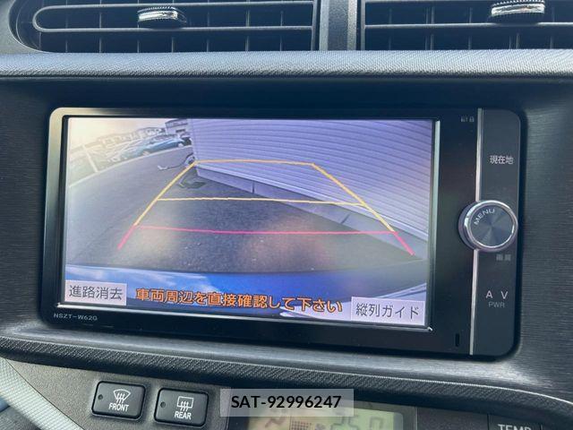 Toyota AQUA 2013-09 8523535-3