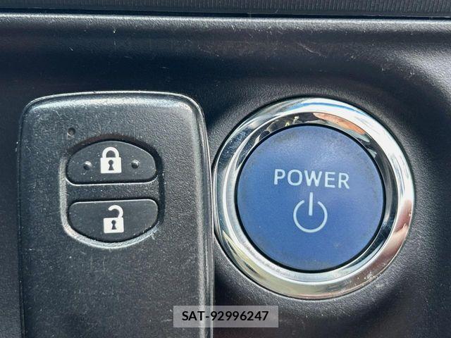 Toyota AQUA 2013-09 8523535-5