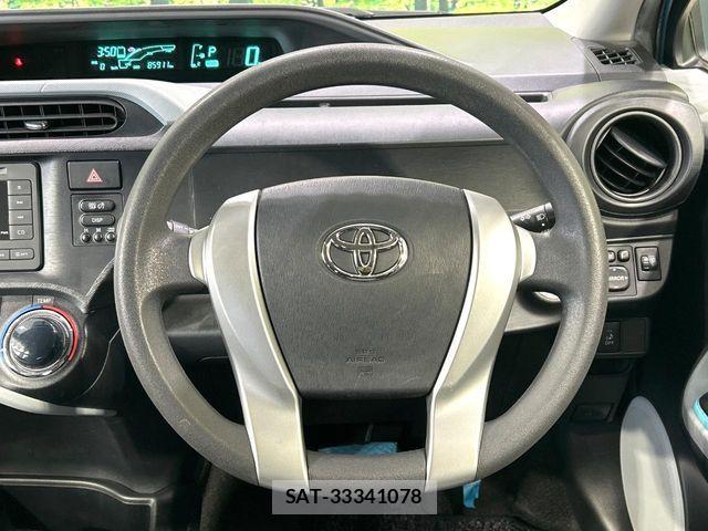 Toyota AQUA 2012-07 8523536-10