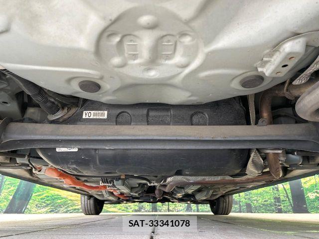 Toyota AQUA 2012-07 8523536-18