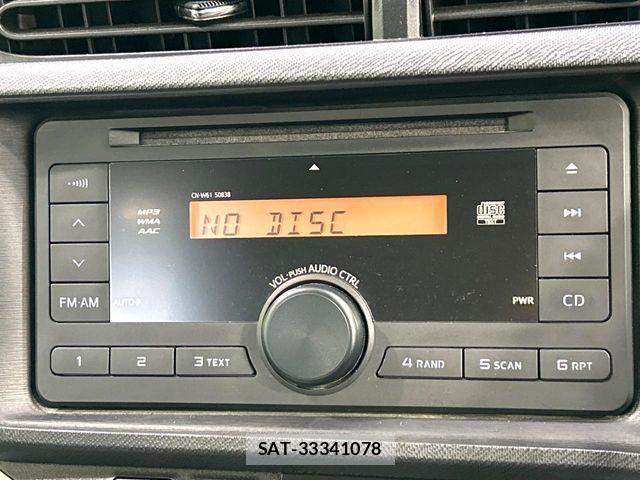 Toyota AQUA 2012-07 8523536-2