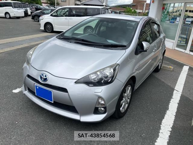 Toyota AQUA 2013-04 8523549-0