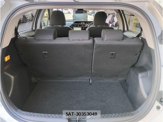 Toyota AQUA 2021-07 8523498-18