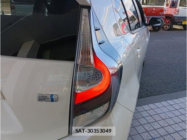 Toyota AQUA 2021-07 8523498-5