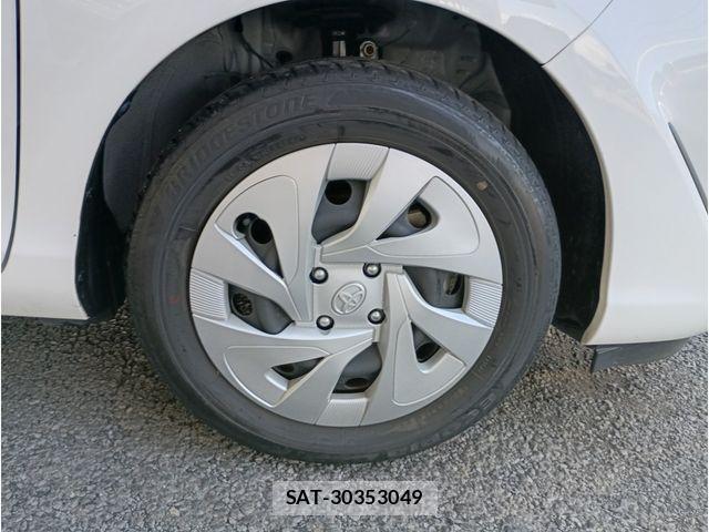 Toyota AQUA 2021-07 8523498-6
